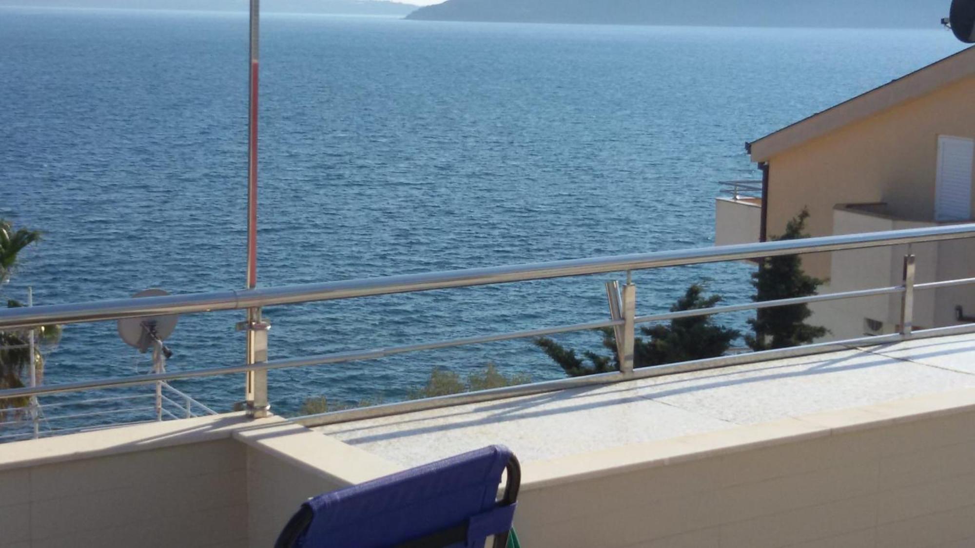 Sea View Apartments ヘルツェグ・ノヴィ エクステリア 写真